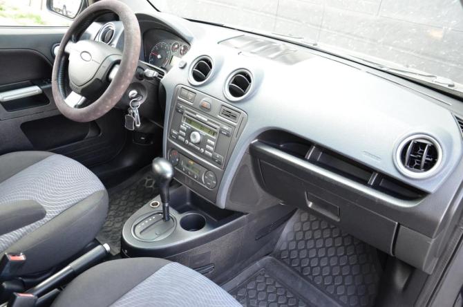 Ford Fusion I Рестайлинг с пробегом 2007 года, цена 549 900 рублей, 134944 км, хэтчбек, Автокод Объявления