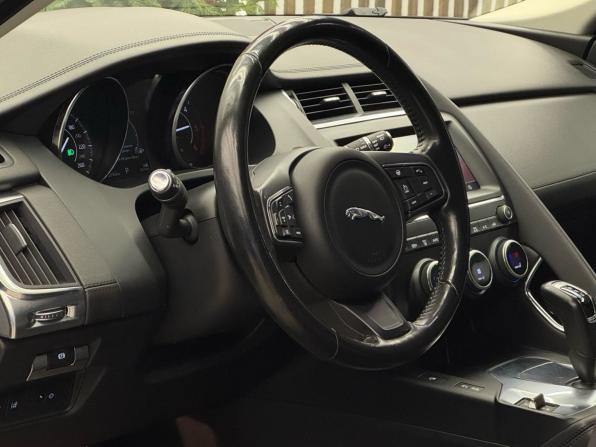 Jaguar E-Pace I с пробегом 2018 года, цена 2 889 999 рублей, 116000 км, внедорожник, Автокод Объявления