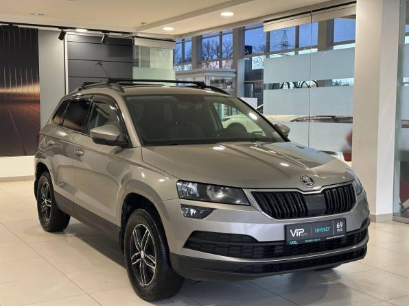 Skoda Karoq I с пробегом 2021 года, цена 2 277 000 рублей, 106543 км, внедорожник, Автокод Объявления