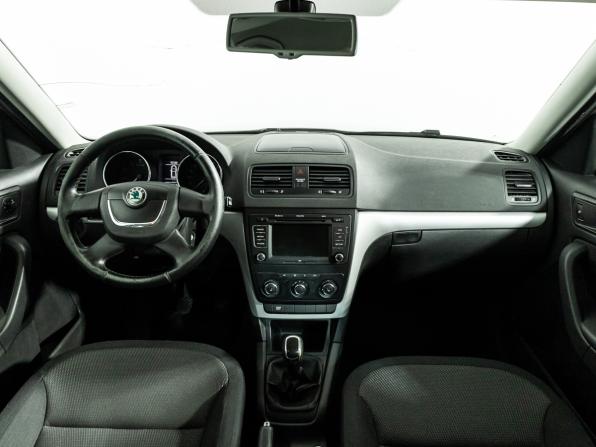 Skoda Yeti I с пробегом 2012 года, цена 799 585 рублей, 133000 км, внедорожник, Автокод Объявления