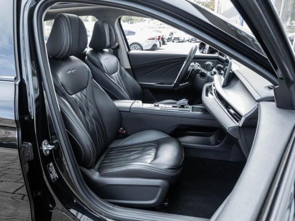 Chery Arrizo 8 с пробегом 2023 года, цена 1 790 000 рублей, 30092 км, седан, Автокод Объявления