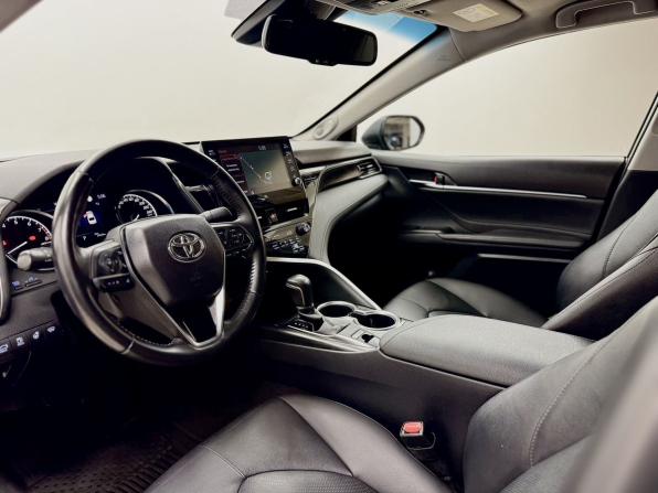 Toyota Camry VIII (XV70) Рестайлинг с пробегом 2021 года, цена 3 729 000 рублей, 29220 км, седан, Автокод Объявления