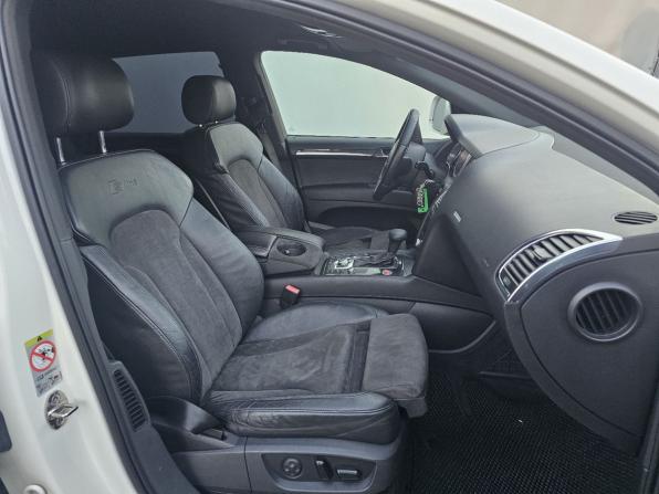 Audi Q7 I (4L) с пробегом 2009 года, цена 999 000 рублей, 326722 км, внедорожник, Автокод Объявления