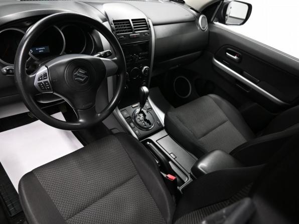 Suzuki Grand Vitara II Рестайлинг с пробегом 2010 года, цена 1 195 000 рублей, 132546 км, внедорожник, Автокод Объявления