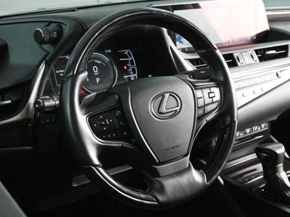 Lexus ES VII с пробегом 2021 года, цена 5 375 000 рублей, 51820 км, седан, Автокод Объявления