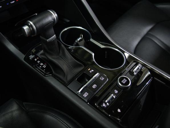 Kia K5 III с пробегом 2021 года, цена 2 460 000 рублей, 30628 км, седан, Автокод Объявления