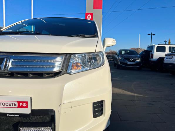 Honda Freed I Рестайлинг с пробегом 2012 года, цена 1 169 300 рублей, 191400 км, компактвэн, Автокод Объявления