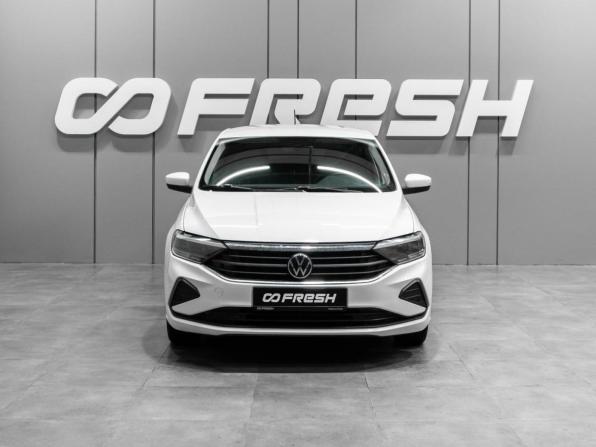 Volkswagen Polo VI с пробегом 2022 года, цена 1 649 000 рублей, 94059 км, лифтбек, Автокод Объявления