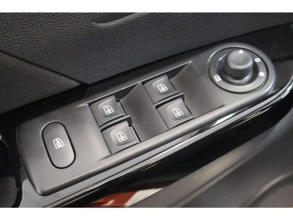 Renault Kaptur I с пробегом 2017 года, цена 1 649 000 рублей, 59637 км, внедорожник, Автокод Объявления