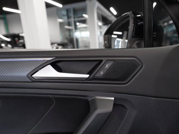 Volkswagen Tiguan II Рестайлинг с пробегом 2020 года, цена 3 380 000 рублей, 162001 км, внедорожник, Автокод Объявления