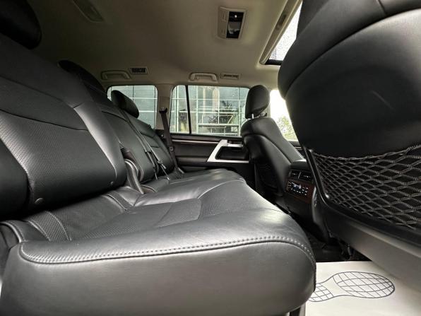 Toyota Land Cruiser 200 Series Рестайлинг 2 с пробегом 2016 года, цена 5 350 000 рублей, 160377 км, внедорожник, Автокод Объявления