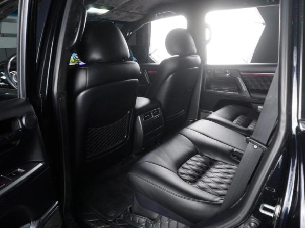 Toyota Land Cruiser 200 Series Рестайлинг 1 с пробегом 2013 года, цена 5 649 000 рублей, 127663 км, внедорожник, Автокод Объявления