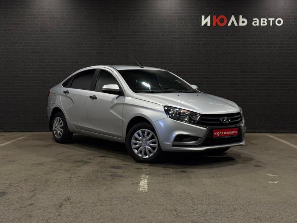 Lada (ВАЗ) Vesta I с пробегом 2021 года, цена 1 049 000 рублей, 45233 км, седан, Автокод Объявления