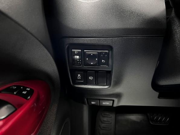 Nissan Juke I с пробегом 2011 года, цена 1 145 000 рублей, 105822 км, внедорожник, Автокод Объявления