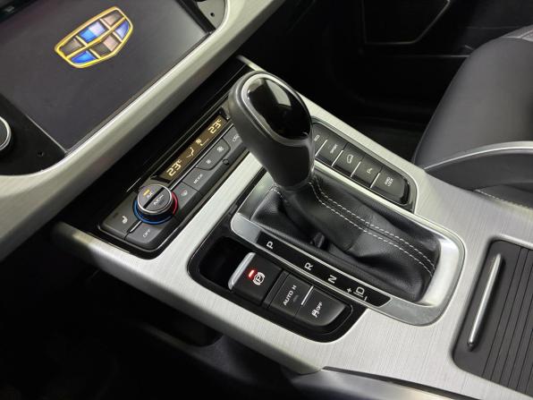 Geely Atlas I с пробегом 2020 года, цена 1 699 000 рублей, 100000 км, внедорожник, Автокод Объявления
