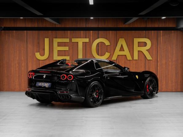 Ferrari 812 с пробегом 2020 года, цена 46 316 000 рублей, 3484 км, родстер, Автокод Объявления