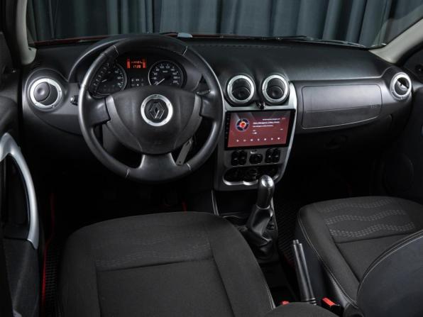 Renault Sandero I с пробегом 2011 года, цена 679 000 рублей, 114497 км, хэтчбек, Автокод Объявления