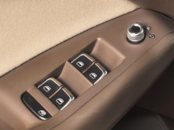 Audi Q5 I (8R) Рестайлинг с пробегом 2013 года, цена 1 549 999 рублей, 271834 км, внедорожник, Автокод Объявления