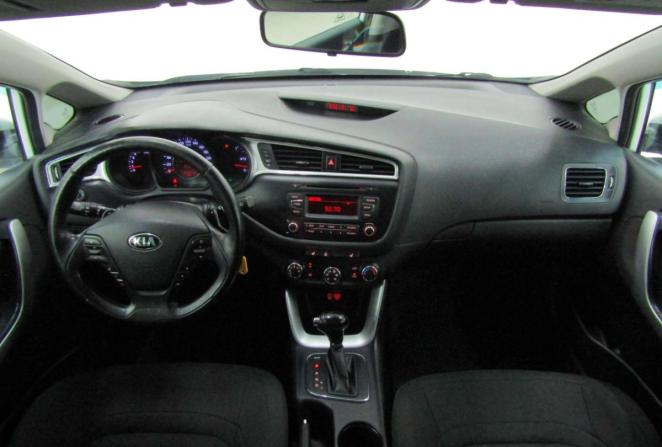 Kia Ceed III с пробегом 2018 года, цена 1 349 000 рублей, 146451 км, хэтчбек, Автокод Объявления
