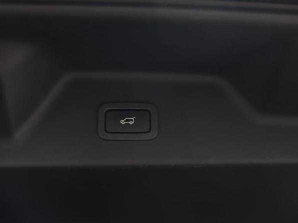 Land Rover Range Rover IV Рестайлинг с пробегом 2020 года, цена 8 798 000 рублей, 76272 км, внедорожник, Автокод Объявления