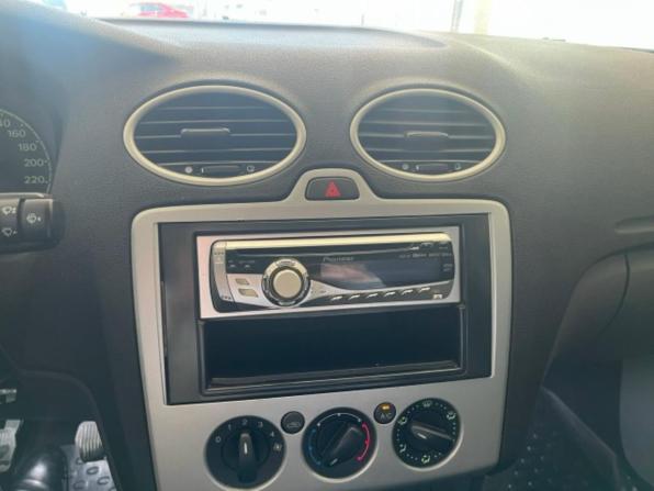 Ford Focus II с пробегом 2006 года, цена 294 000 рублей, 329247 км, седан, Автокод Объявления