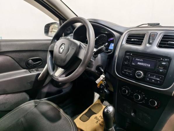Renault Logan II с пробегом 2016 года, цена 750 000 рублей, 192742 км, седан, Автокод Объявления