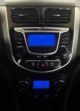 Hyundai Solaris I с пробегом 2011 года, цена 650 000 рублей, 121050 км, хэтчбек, Автокод Объявления