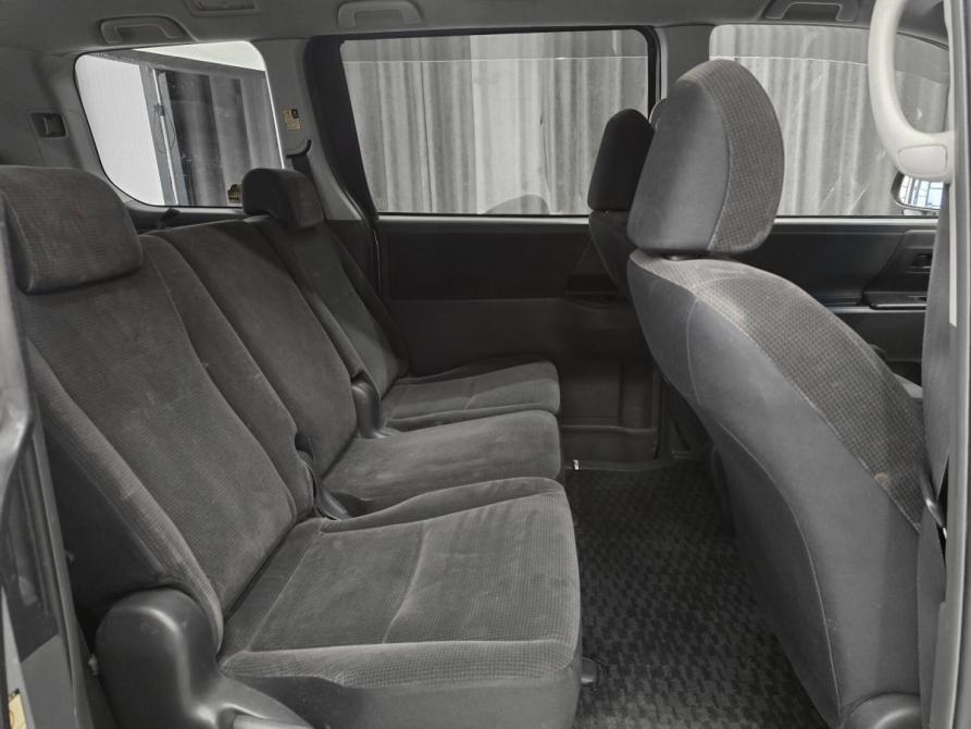 Toyota Noah II (R70) Красноярск  - изображение 16