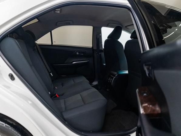 Toyota Camry VII (XV50) Рестайлинг с пробегом 2015 года, цена 2 150 000 рублей, 188000 км, седан, Автокод Объявления