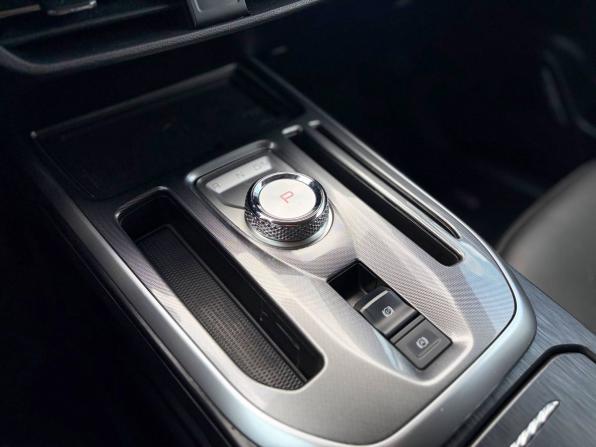Haval Jolion I с пробегом 2023 года, цена 1 735 000 рублей, 66412 км, внедорожник, Автокод Объявления