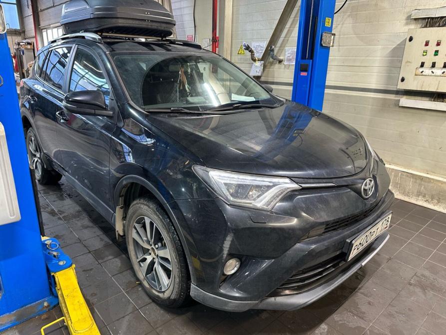 Toyota RAV4 IV (XA40) Рестайлинг Санкт-Петербург  - изображение 2