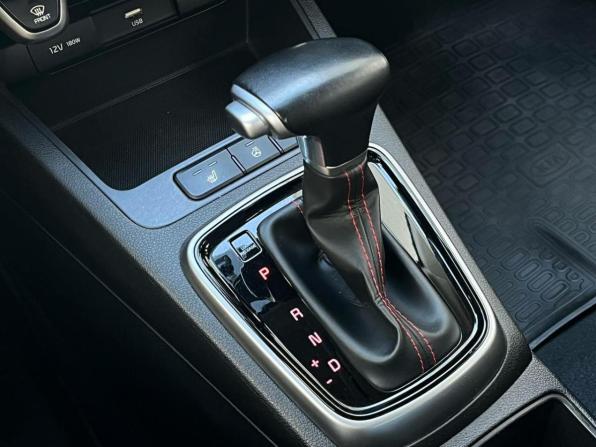 Kia Rio IV Рестайлинг с пробегом 2021 года, цена 1 659 000 рублей, 96958 км, хэтчбек, Автокод Объявления