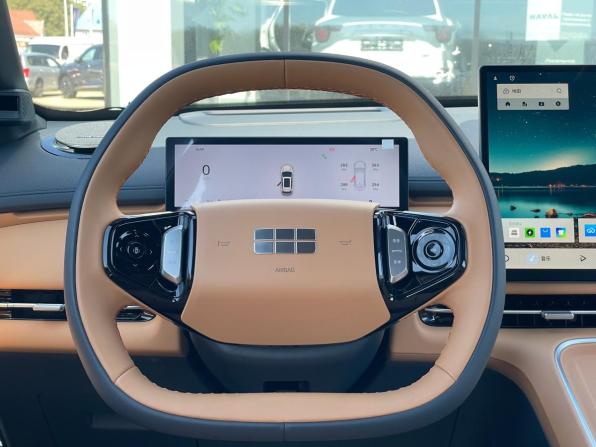 Geely Galaxy Starship 7 с пробегом 2026 года, цена 3 755 000 рублей, 15 км, внедорожник, Автокод Объявления
