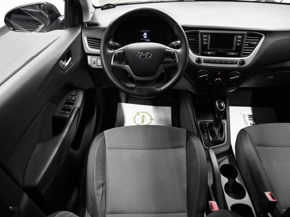 Hyundai Solaris II с пробегом 2018 года, цена 1 195 000 рублей, 131425 км, седан, Автокод Объявления