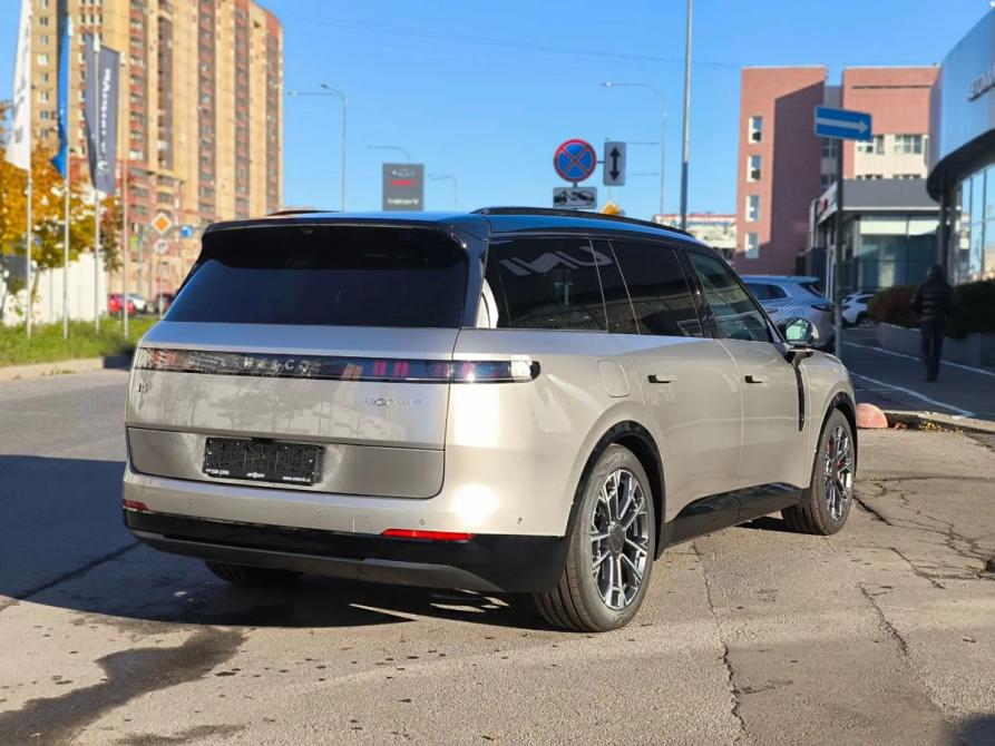 Lynk &amp; Co 900 Москва  - изображение 4