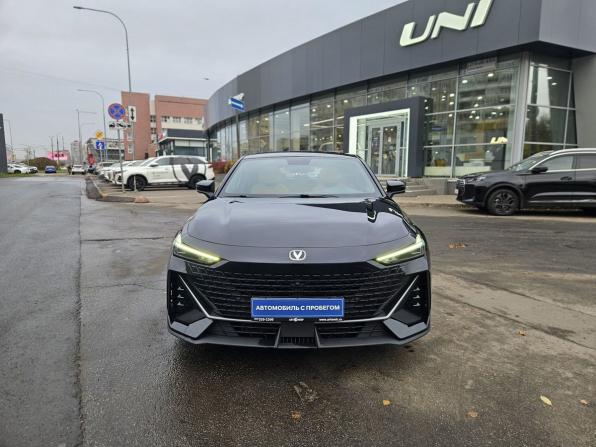 Changan UNI-V I с пробегом 2022 года, цена 2 135 000 рублей, 22000 км, лифтбек, Автокод Объявления