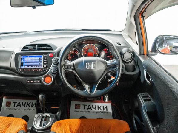 Honda Fit II с пробегом 2011 года, цена 1 020 300 рублей, 113010 км, хэтчбек, Автокод Объявления