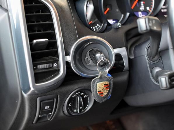 Porsche Cayenne II Рестайлинг (958) с пробегом 2017 года, цена 5 299 000 рублей, 127562 км, внедорожник, Автокод Объявления