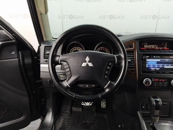 Mitsubishi Pajero IV Рестайлинг 1 с пробегом 2012 года, цена 2 272 000 рублей, 148041 км, внедорожник, Автокод Объявления