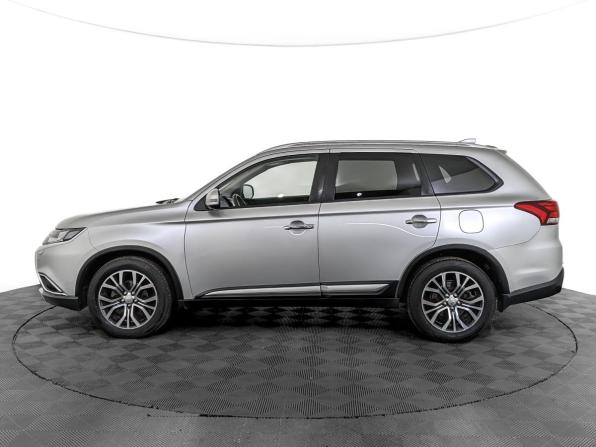Mitsubishi Outlander III Рестайлинг 2 с пробегом 2017 года, цена 2 100 000 рублей, 113346 км, внедорожник, Автокод Объявления