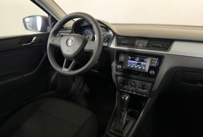 Skoda Rapid I с пробегом 2016 года, цена 985 000 рублей, 145283 км, лифтбек, Автокод Объявления