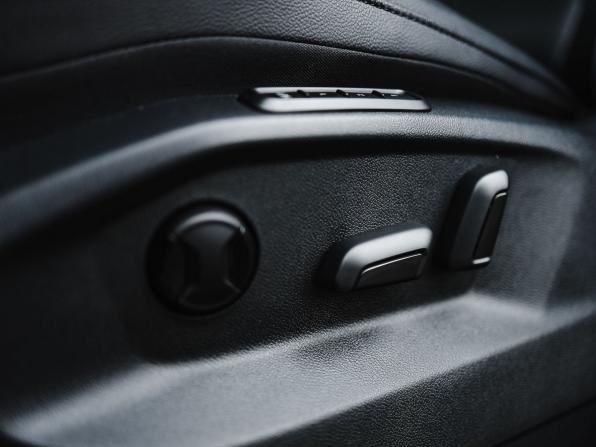 Volkswagen Tiguan II Рестайлинг с пробегом 2020 года, цена 4 199 000 рублей, 56690 км, внедорожник, Автокод Объявления
