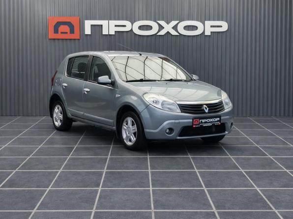 Renault Sandero I с пробегом 2010 года, цена 397 000 рублей, 237703 км, хэтчбек, Автокод Объявления
