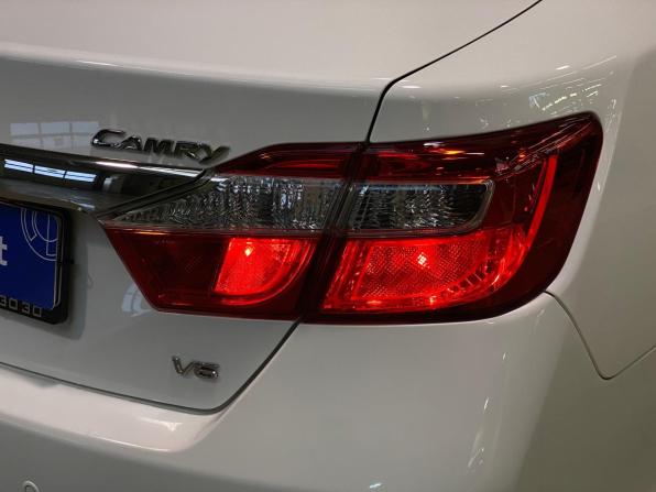Toyota Camry VII (XV50) с пробегом 2013 года, цена 1 565 000 рублей, 320108 км, седан, Автокод Объявления