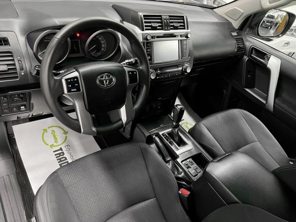 Toyota Land Cruiser Prado 150 Series Рестайлинг 1 с пробегом 2016 года, цена 3 645 000 рублей, 196164 км, внедорожник, Автокод Объявления