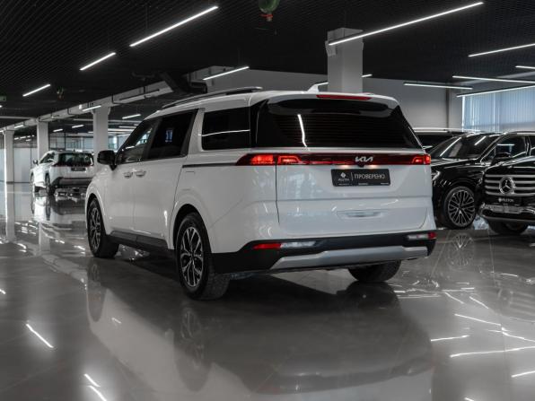 Kia Carnival IV с пробегом 2022 года, цена 3 990 000 рублей, 79479 км, минивэн, Автокод Объявления