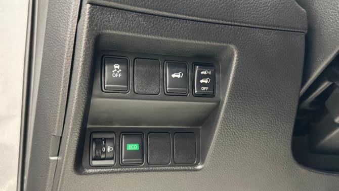 Nissan X-Trail III с пробегом 2017 года, цена 1 995 000 рублей, 93613 км, внедорожник, Автокод Объявления