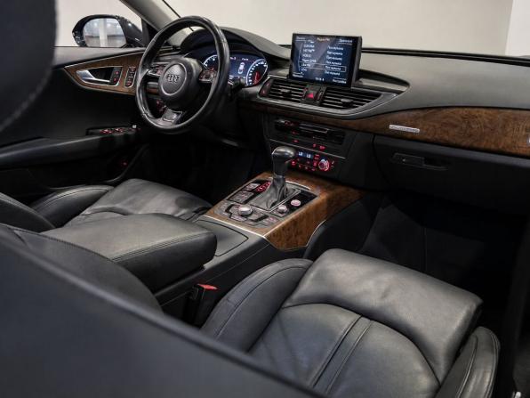 Audi A7 I (4G) с пробегом 2012 года, цена 2 199 000 рублей, 231501 км, лифтбек, Автокод Объявления