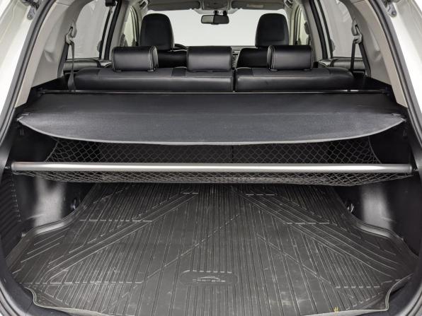 Toyota RAV4 IV (XA40) Рестайлинг с пробегом 2016 года, цена 2 750 000 рублей, 107294 км, внедорожник, Автокод Объявления
