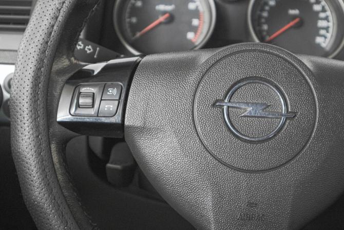 Opel Astra H Рестайлинг с пробегом 2008 года, цена 349 000 рублей, 210000 км, хэтчбек, Автокод Объявления